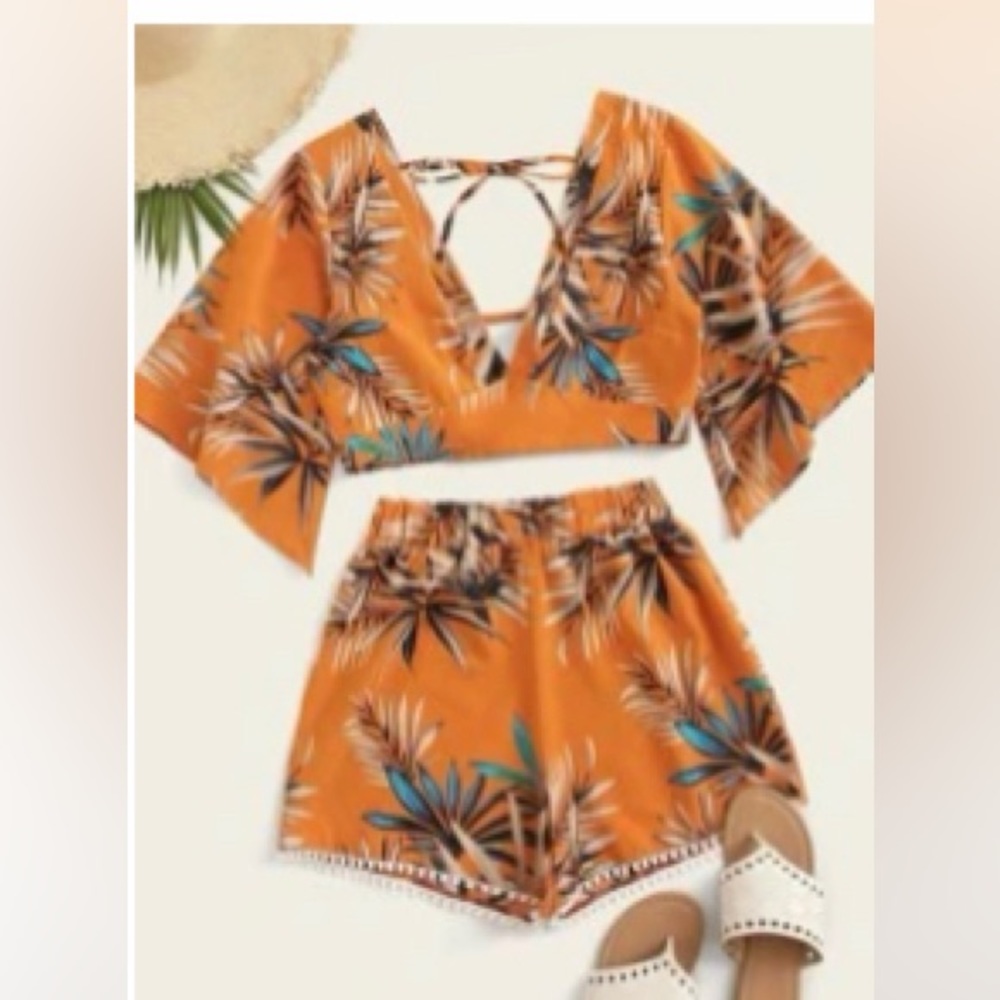 Shein 2 piece crop top & short set Size XXL (14)